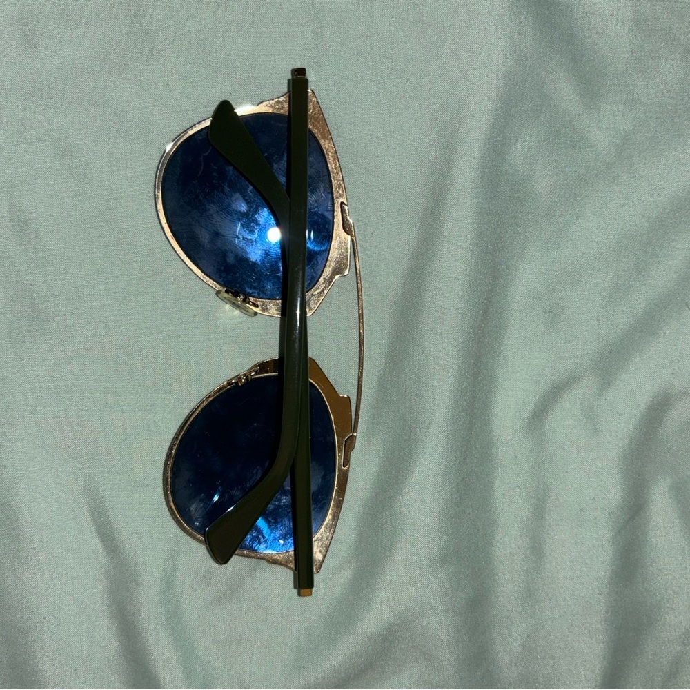 Authentic mirror Dior shades, worn by Ri Ri♥️ - Picture 6 of 7